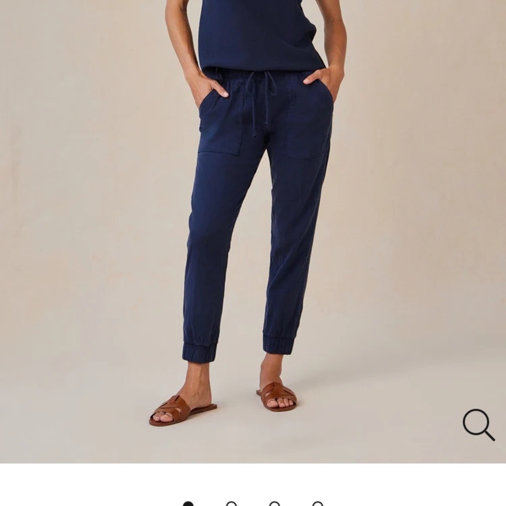 Women's green and white Jogger Pants